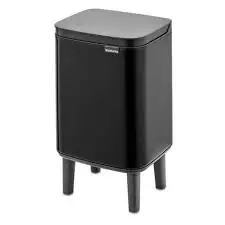 BRABANTIA – BASURERO C/PATAS CUADRADO NEGRO 4 LT BRABANTIA – 227028